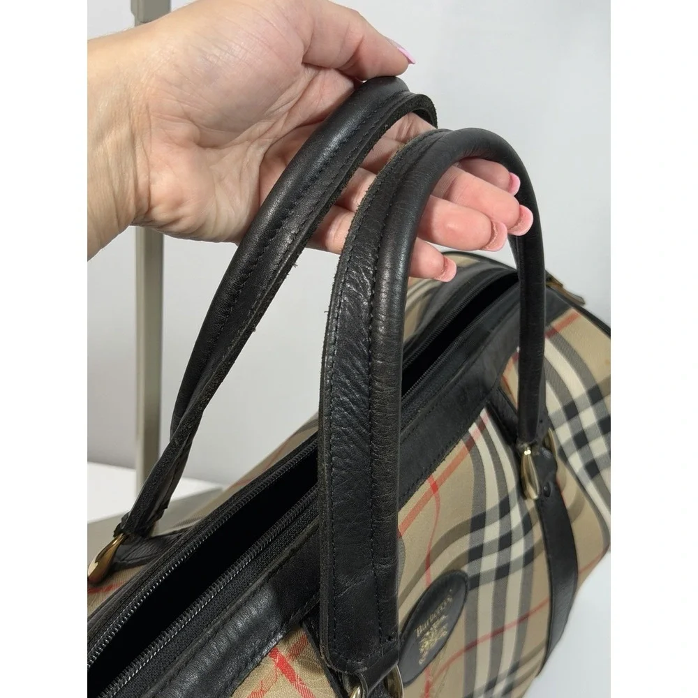 Burberrys Boston Bag Nova Check Shadow Horse Horse Logo beige Canvas 0049